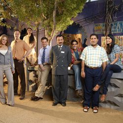 Elenco de 'Outsourced'