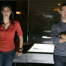 Daniela Ruah y Chris O'Donnell, en 'NCIS: Los Ángeles'