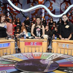Los concursantes del especial vampírico de 'La ruleta de la suerte'