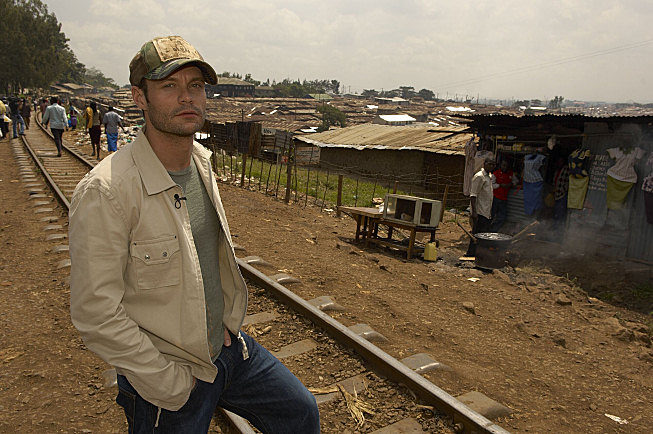Ryan Seacrest con los pobres