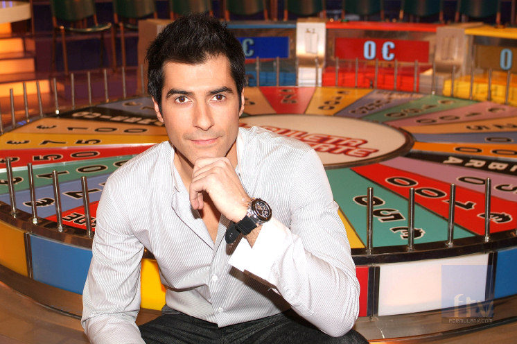 Jorge Fernández posa en 'La ruleta de la suerte'