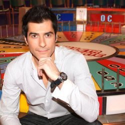 Jorge Fernández posa en 'La ruleta de la suerte'