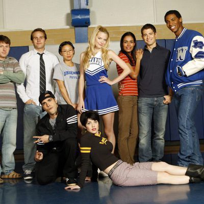 Elenco de 'My generation', en el instituto