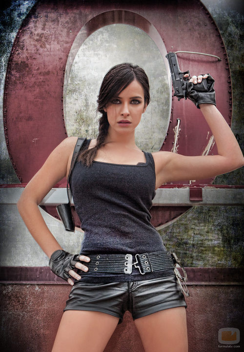 Paula Prendes como Lara Croft