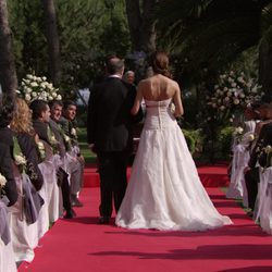 Norma, vestida de novia