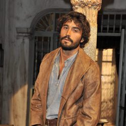 Álex García, del elenco de 'Tierra de lobos'