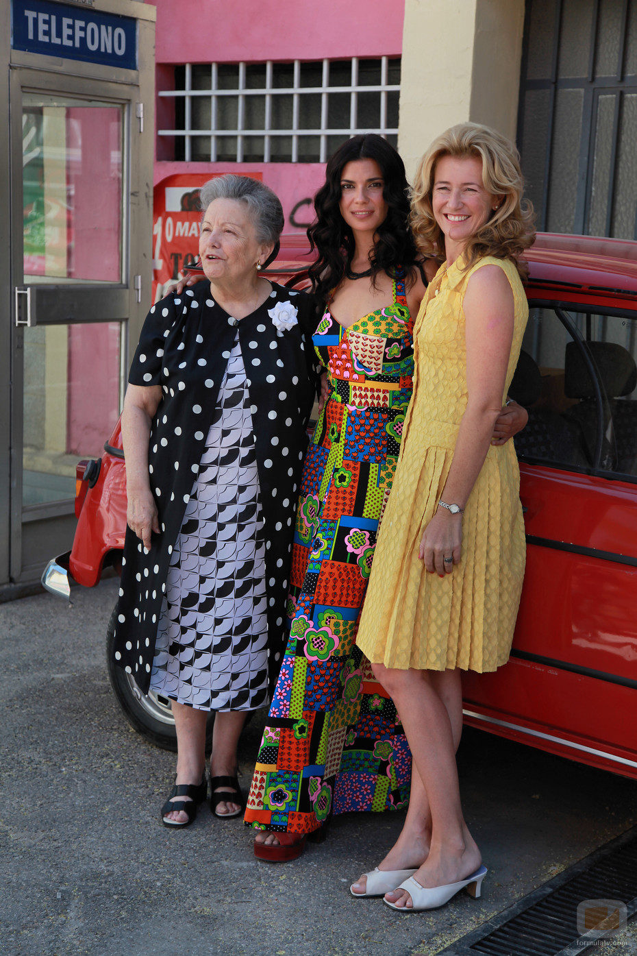 Herminia, Merche e Inés