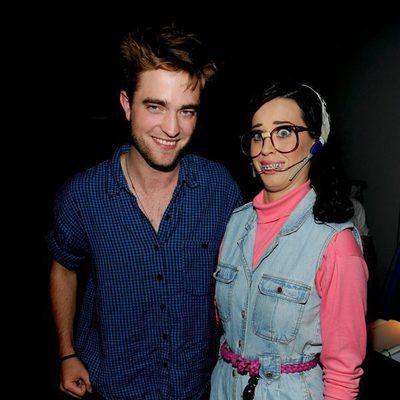 Robert Pattinson y Katy Perry fea