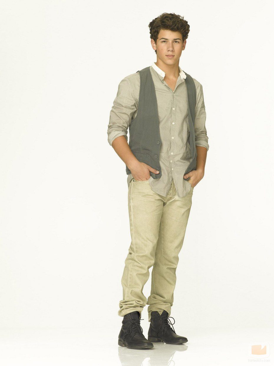 Nick Jonas, con chaleco