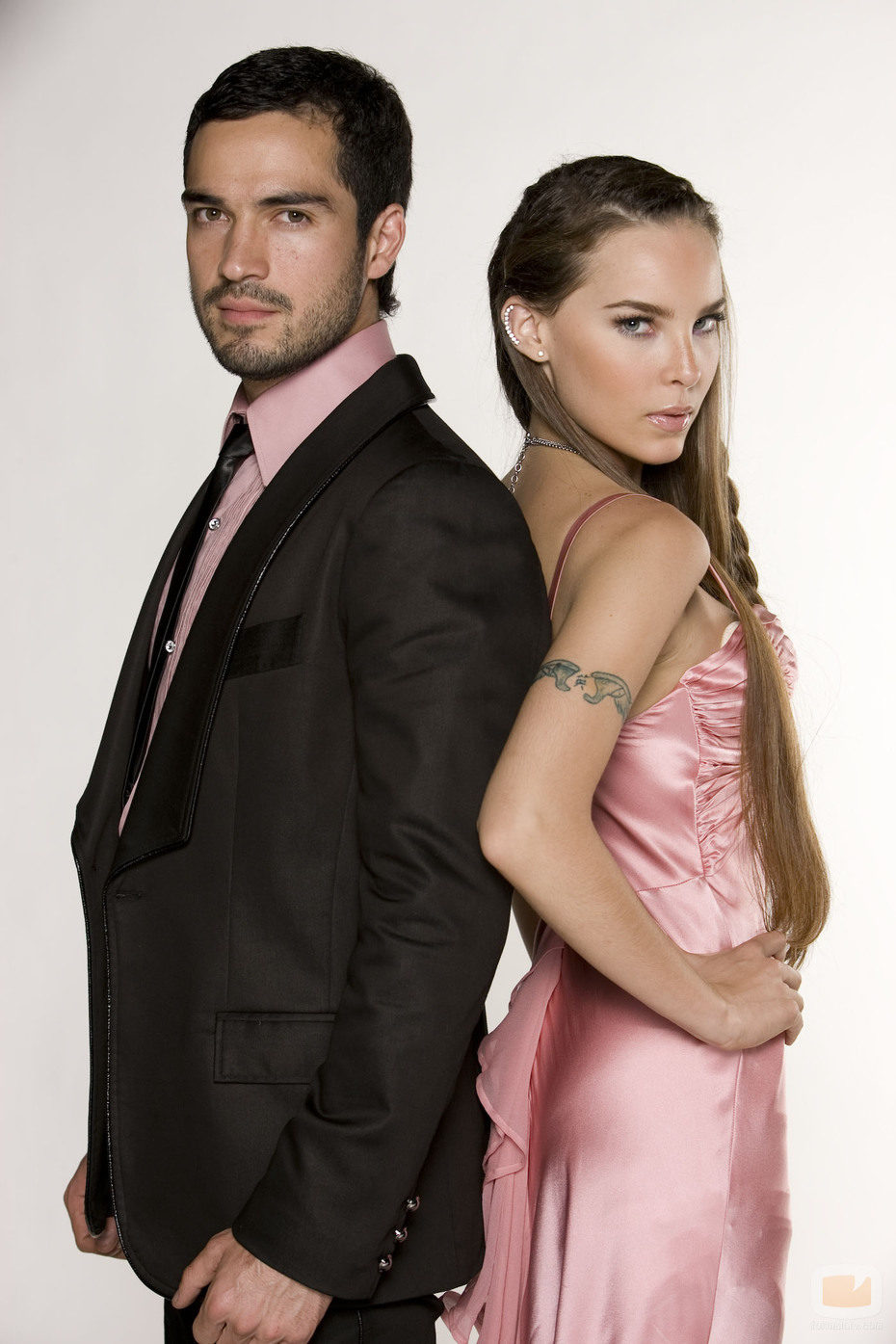 Belinda, junto a Alfonso Herrera