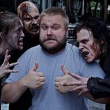Kirkman con zombies