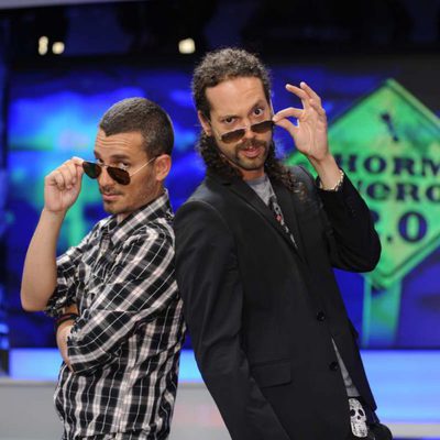 Juan y Damián con gafas de sol