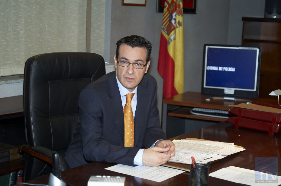 Jaime Pujol es Andrés Casqueiro en 'El comisario'