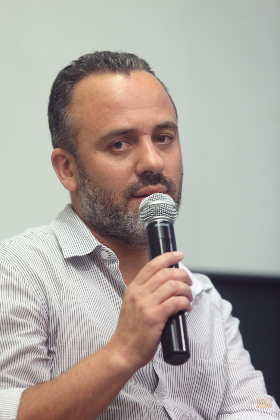 Javier Gutiérrez en la rueda de prensa
