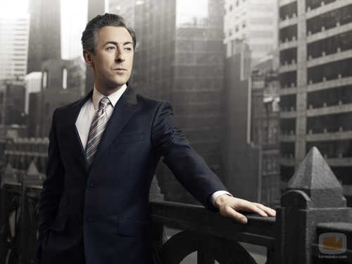 Alan Cumming es Eli Gold