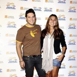 Manu Tenorio y Silvia Casas