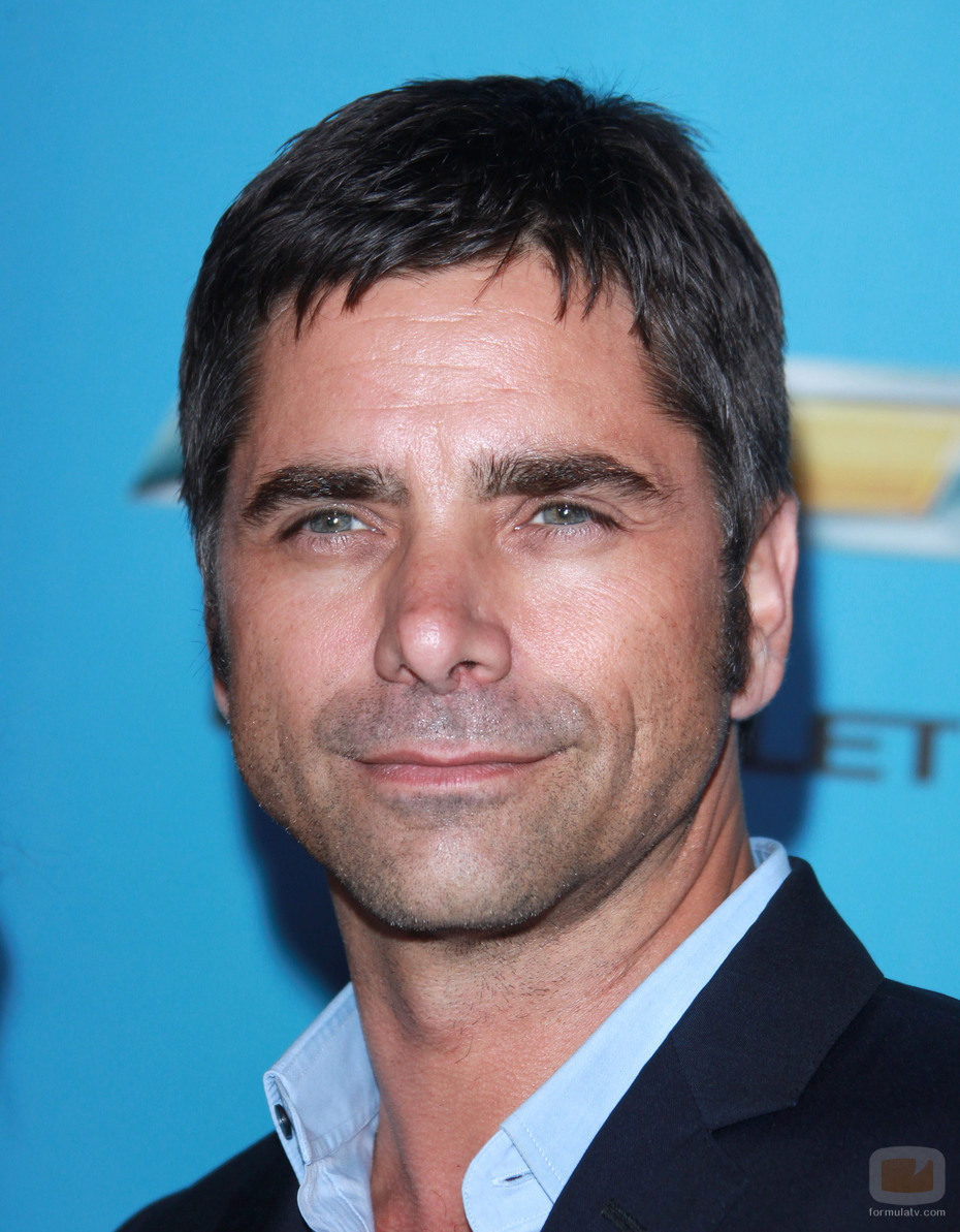 John Stamos en 'Glee'