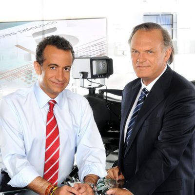Los periodistas Pedro Piqueras y J.J. Santos