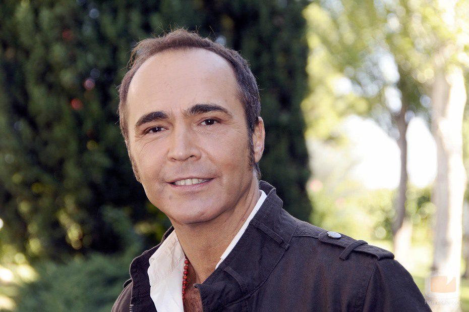 Juan Ribó es Raphael