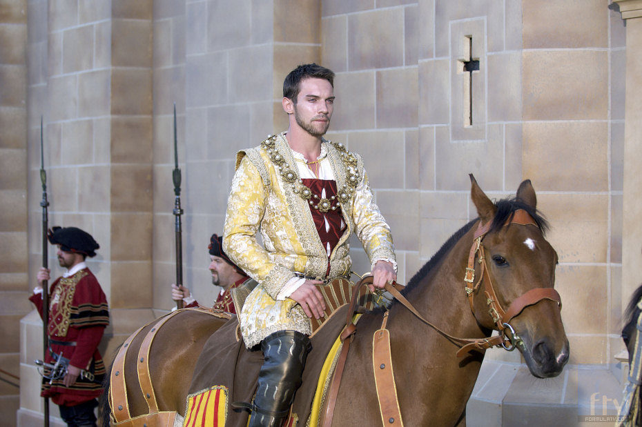 Jonathan Rhys Meyers, a caballo en 'Los Tudor'