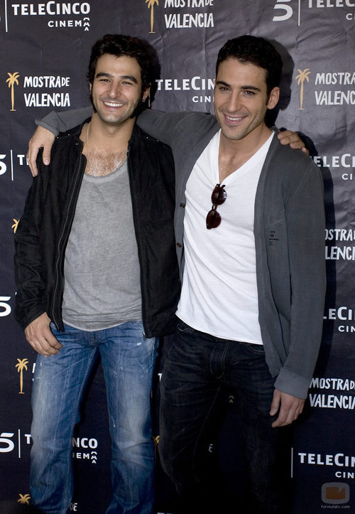 Miguel Ángel Silvestre y Antonio Velázquez