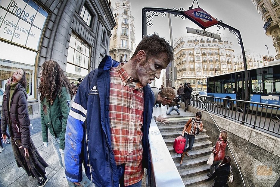 Los zombies promocionan 'The walking dead'