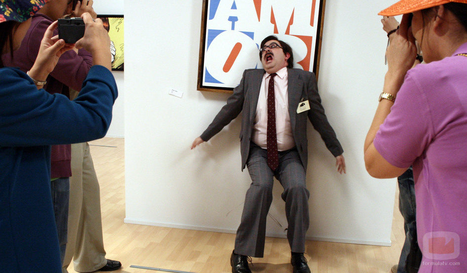 Rosario grita ante unos turistas