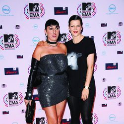 Rossy de Palma posa con Bimba Bosé en los MTV EMA
