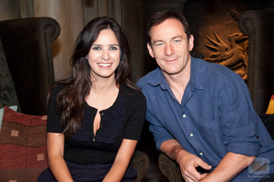 Paula Prendes y Jason Isaacs 