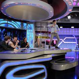 Danny Jones de McFly baila sobre la mesa de 'El hormiguero'