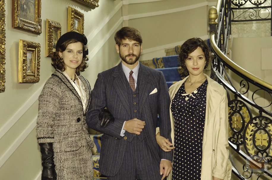 Mariona Ribas, Félix Gómez y Verónica Sánchez