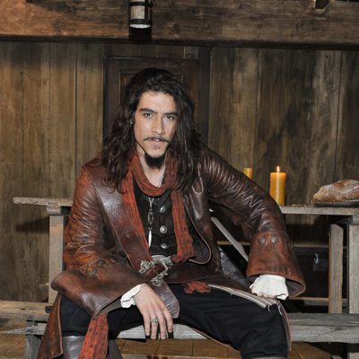 Óscar Jaenada como Álvaro Mondego en 'Piratas'