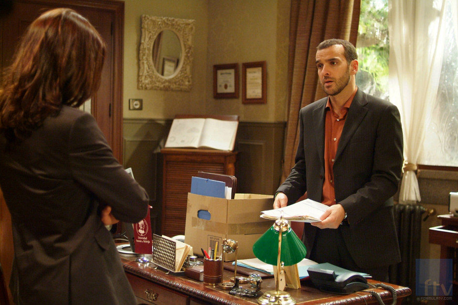 Luis Merlo y Natalia Millán en 'El internado'