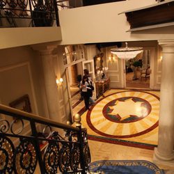 Hall principal desde la escalinata