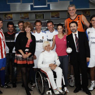 José Mota con los deportistas