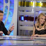 Kylie Minogue ríe con Pablo Motos