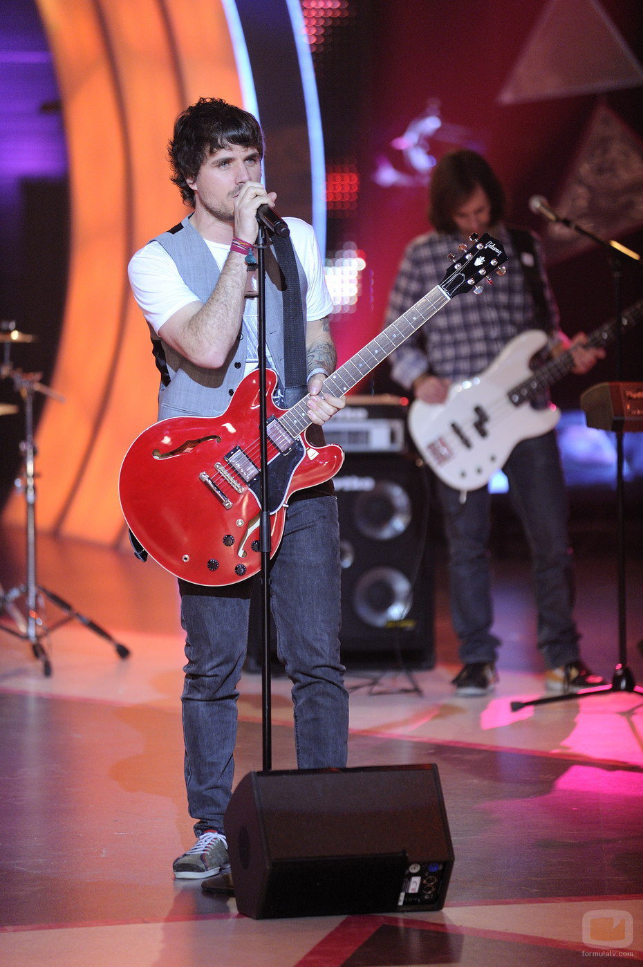 Dani Martín canta en 'Fama'