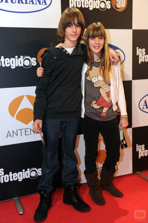Guillermo Campra y Carla Campra en el estreno de 'Los protegidos'