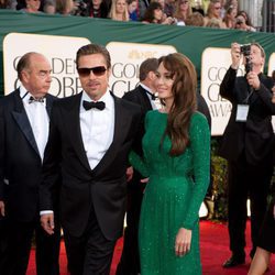 Brad Pitt y Angelina Jolie en los Globos de Oro 2011