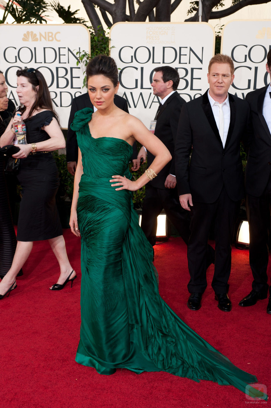 Mila Kunis en los Globos de Oro 2011