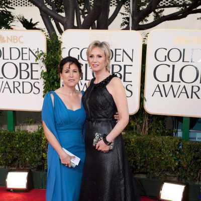 Jane Lynch en los Globos de Oro 2011