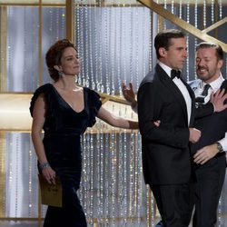 Steve Carell ('The office') bromea Ricky Gervais durante la gala