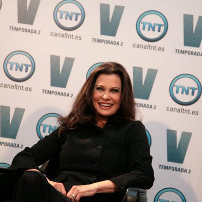 Jane Badler visita España para presentar la segunda temporada de 'V'