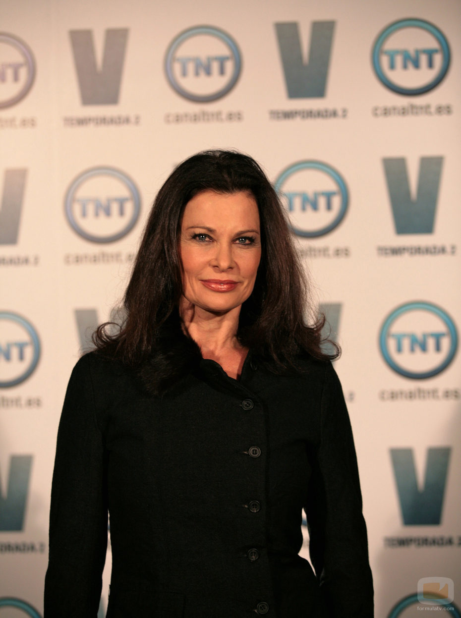 Jane Badler regresa a 'V' 25 años después de interpretar a Diana