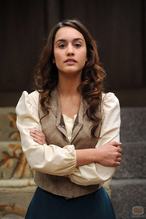 Megan Montaner interpreta a Pepa en 'El secreto de Puente Viejo'