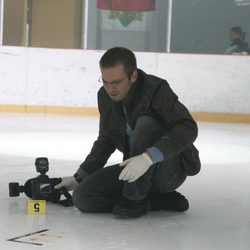 Escena del crimen en una pista de hielo