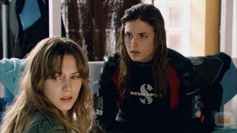 Aura Garrido y Marina Salas en 'Ángel o demonio'