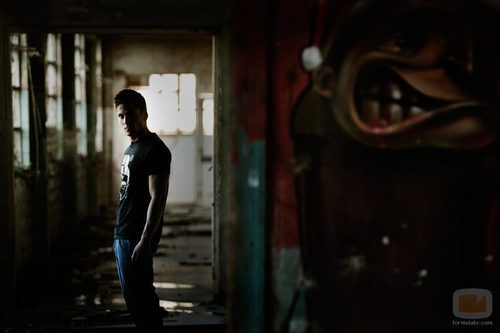 Gotzon Mantuliz mira a cámara