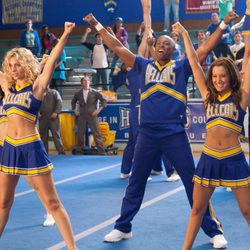 Marti y Savannah ensayan una nueva coreografía