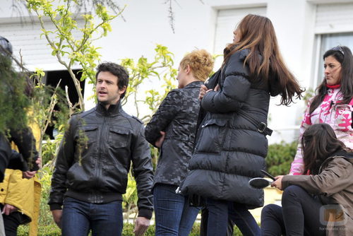 Diego Martin y Natalia Verbeke en el rodaje de 'Doctor Mateo'